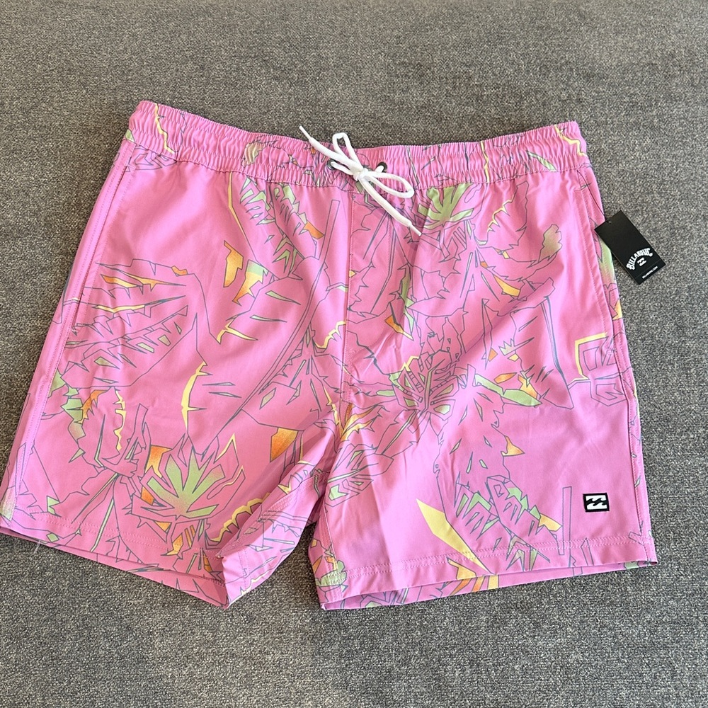 NWT- men’s Billabong Pink Leaf Print Men's swim Shorts. Size XL